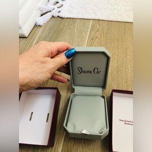 Beautiful Jewelry Necklace Box by Shane Co